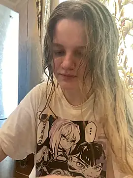 -MimmiLissa- online show from May 13, 2026, 12:35 pm