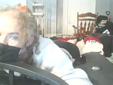 Snapshot of Valarie83 chatting on January 25, 2025, 12:48 am Valarie83 online show from January 25, 2025, 12:48 am