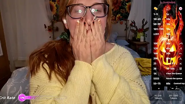 Snapshot of WickedAphrodite chatting on October 16, 2025, 12:33 am WickedAphrodite online show from October 16, 2025, 12:33 am