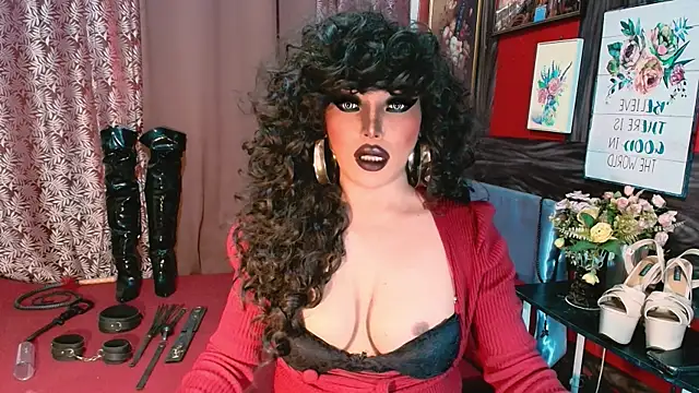 Snapshot of trixxielicious chatting on May 8, 2026, 7:14 am trixxielicious online show from May 8, 2026, 7:14 am