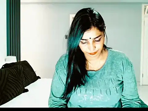 apishkagalmon online show from October 17, 2025, 8:11 pm