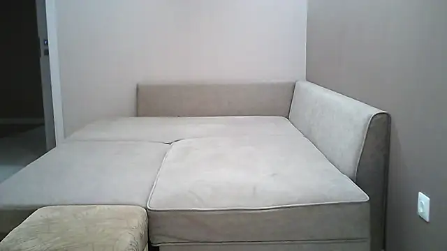 ivanka73 online show from February 10, 2026, 8:46 pm