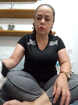 Snapshot of BadMicaela1 chatting on November 25, 2025, 5:07 am BadMicaela1 online show from November 25, 2025, 5:07 am