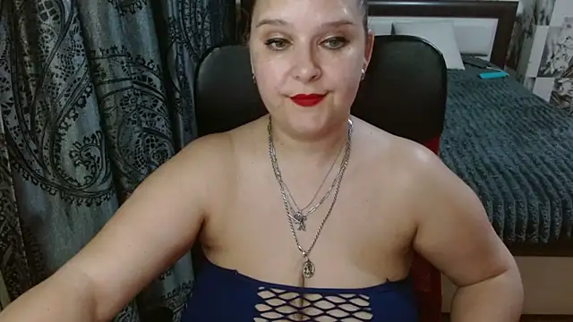 Snapshot of Boolochka chatting on June 9, 2026, 7:25 pm Boolochka online show from June 9, 2026, 7:25 pm