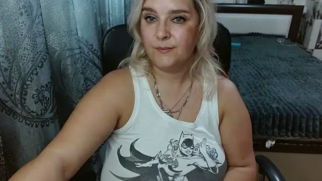 Snapshot of Boolochka chatting on July 23, 2026, 12:58 pm Boolochka online show from July 23, 2026, 12:58 pm