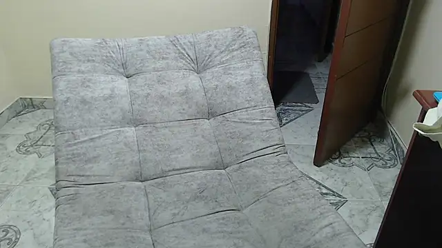 antara hotgirl online show from December 14, 2025, 10:03 pm