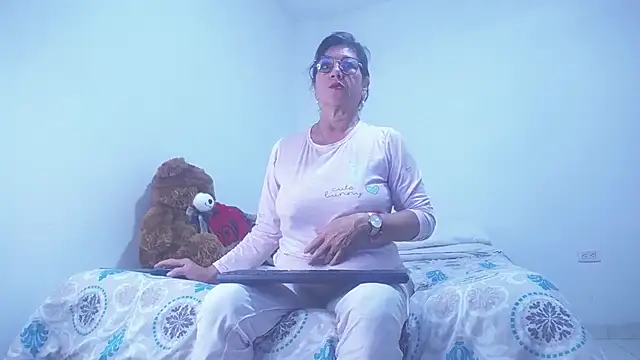 sexycristina 2 online show from January 14, 2026, 2:23 pm