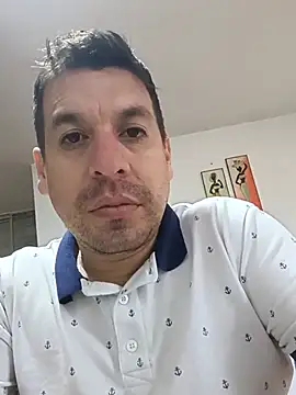 Nano198301 online show from August 6, 2026, 4:09 pm