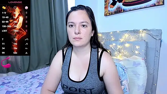 Snapshot of angelaagomez chatting on May 16, 2026, 9:24 pm angelaagomez online show from May 16, 2026, 9:24 pm