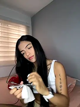 Snapshot of Sammy_pink chatting on September 22, 2025, 1:02 pm Sammy pink online show from September 22, 2025, 1:02 pm