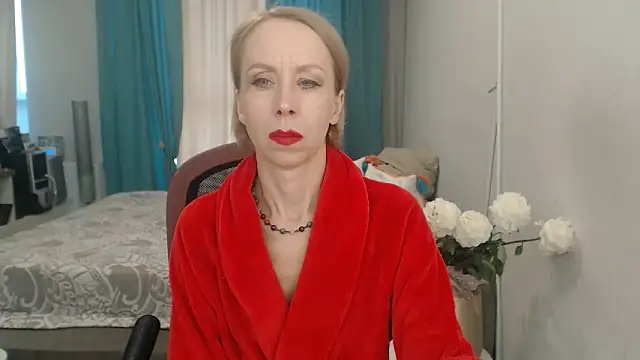 Snapshot of LuxuryNika chatting on May 16, 2026, 3:00 pm LuxuryNika online show from May 16, 2026, 3:00 pm
