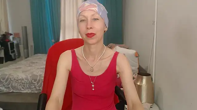 Snapshot of LuxuryNika chatting on July 16, 2026, 3:07 pm LuxuryNika online show from July 16, 2026, 3:07 pm