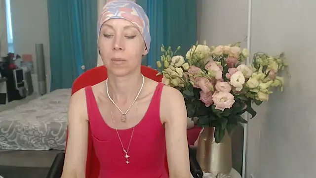 Snapshot of LuxuryNika chatting on July 17, 2026, 4:56 pm LuxuryNika online show from July 17, 2026, 4:56 pm