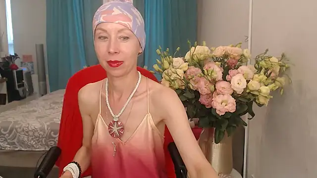 Snapshot of LuxuryNika chatting on July 18, 2026, 3:16 pm LuxuryNika online show from July 18, 2026, 3:16 pm