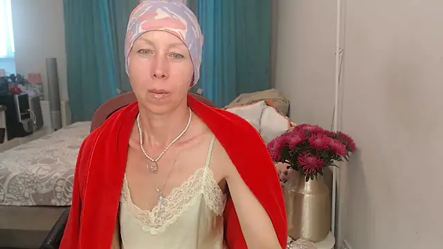 Snapshot of LuxuryNika chatting on July 28, 2026, 4:16 pm LuxuryNika online show from July 28, 2026, 4:16 pm