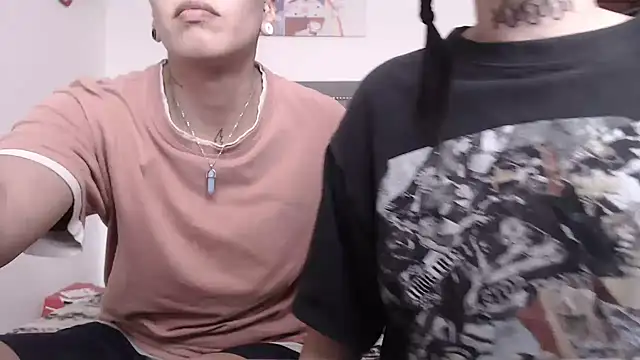 Snapshot of dulce_maria_x chatting on March 20, 2025, 8:40 pm dulce maria x online show from March 20, 2025, 8:40 pm