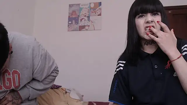 Snapshot of dulce_maria_x chatting on September 19, 2025, 6:30 pm dulce maria x online show from September 19, 2025, 6:30 pm