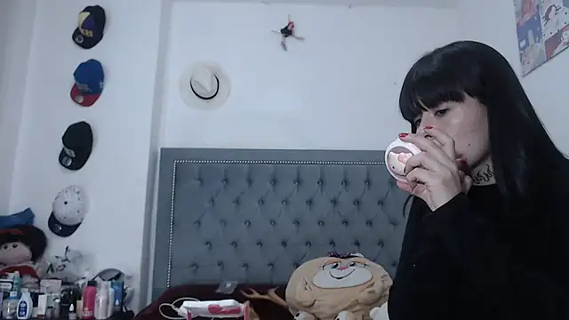 Snapshot of dulce_maria_x chatting on September 30, 2025, 10:42 am dulce maria x online show from September 30, 2025, 10:42 am