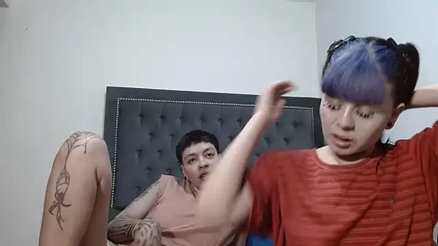 dulce maria x online show from March 13, 2026, 8:21 am