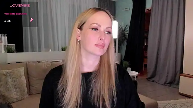 Snapshot of Libby_Nora chatting on December 6, 2024, 1:44 pm Libby Nora online show from December 6, 2024, 1:44 pm