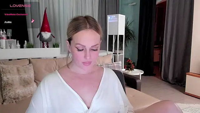 Snapshot of Libby_Nora chatting on January 4, 2025, 4:43 pm Libby Nora online show from January 4, 2025, 4:43 pm