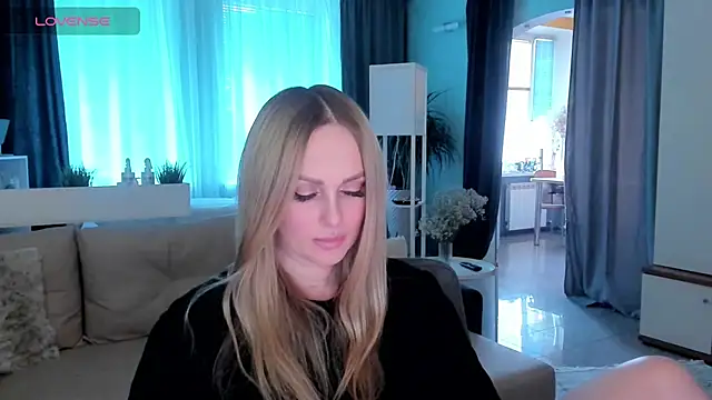 Snapshot of Libby_Nora chatting on February 7, 2025, 12:28 pm Libby Nora online show from February 7, 2025, 12:28 pm