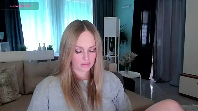 Snapshot of Libby_Nora chatting on February 12, 2025, 12:12 pm Libby Nora online show from February 12, 2025, 12:12 pm