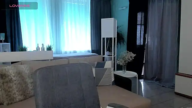 Snapshot of Libby_Nora chatting on February 13, 2025, 1:37 pm Libby Nora online show from February 13, 2025, 1:37 pm