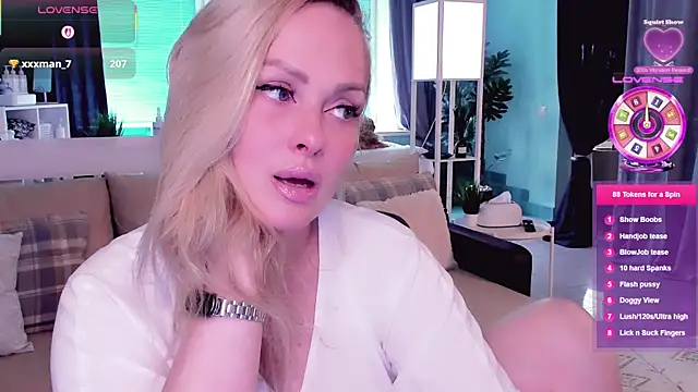 Snapshot of Libby_Nora chatting on September 13, 2025, 8:25 am Libby Nora online show from September 13, 2025, 8:25 am