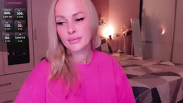 Snapshot of Libby_Nora chatting on October 11, 2025, 3:32 pm Libby Nora online show from October 11, 2025, 3:32 pm