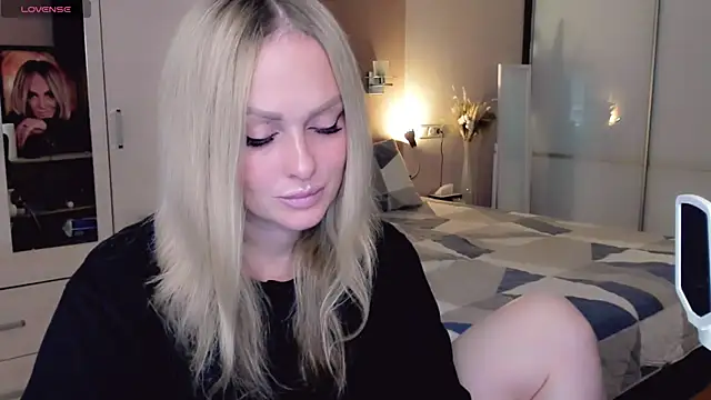 Snapshot of Libby_Nora chatting on October 22, 2025, 10:59 am Libby Nora online show from October 22, 2025, 10:59 am