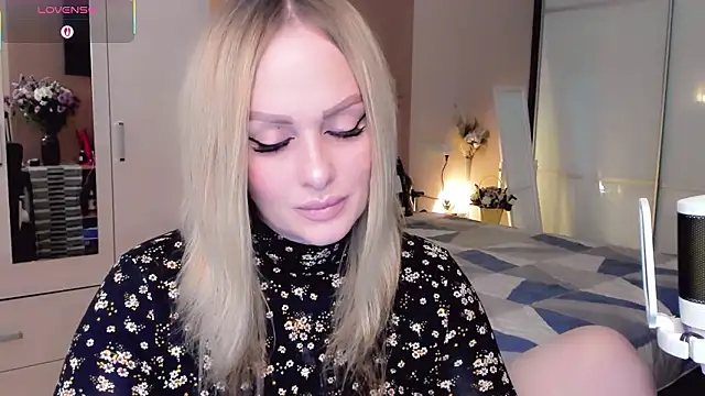 Snapshot of Libby_Nora chatting on January 15, 2026, 10:42 am Libby Nora online show from January 15, 2026, 10:42 am