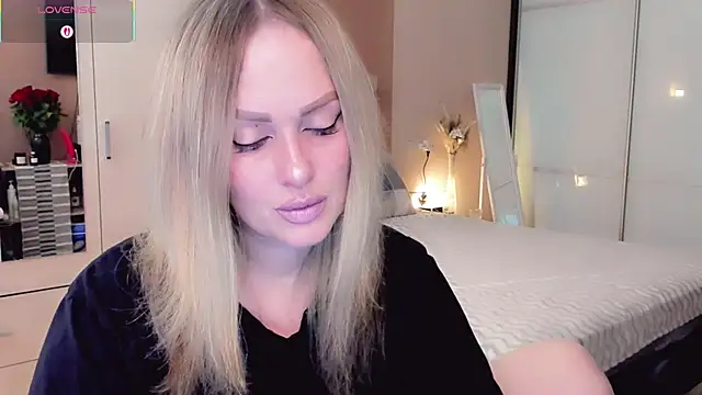 Snapshot of Libby_Nora chatting on March 10, 2026, 9:36 am Libby Nora online show from March 10, 2026, 9:36 am