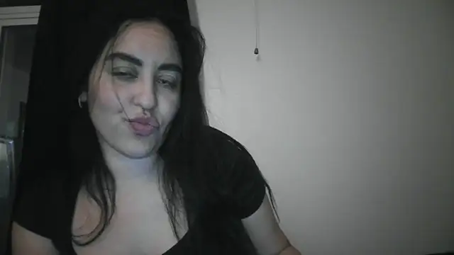 Snapshot of WetFlower69 chatting on June 17, 2026, 12:46 am WetFlower69 online show from June 17, 2026, 12:46 am