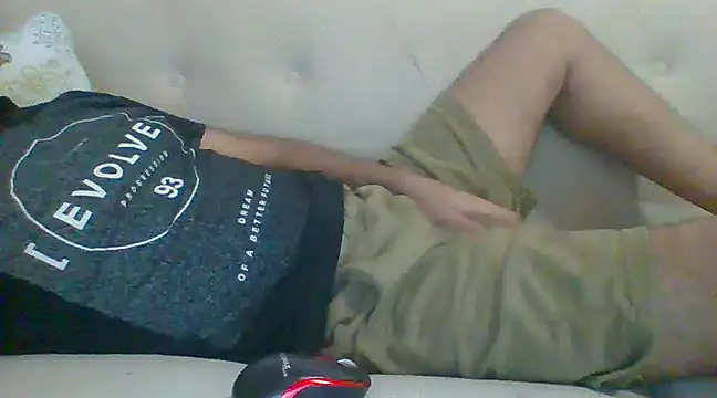 Snapshot of egyman2017 chatting on February 16, 2025, 7:49 pm egyman2017 online show from February 16, 2025, 7:49 pm