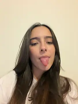 swrennn19 online show from June 1, 2026, 10:44 pm