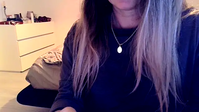 leadileo online show from November 6, 2025, 12:28 pm