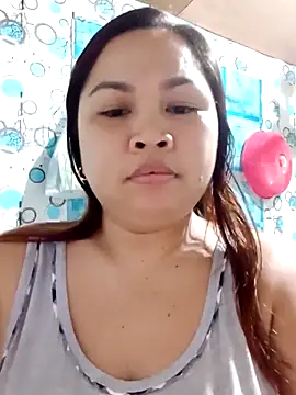 Snapshot of XXLorie_02 chatting on March 5, 2025, 10:44 am XXLorie 02 online show from March 5, 2025, 10:44 am