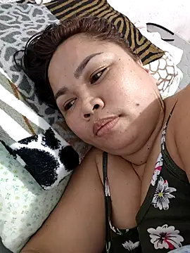 XXLorie 02 online show from March 10, 2026, 12:54 pm