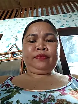 Snapshot of XXLorie_02 chatting on May 20, 2026, 1:56 am XXLorie 02 online show from May 20, 2026, 1:56 am