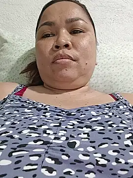 Snapshot of XXLorie_02 chatting on June 30, 2026, 1:28 am XXLorie 02 online show from June 30, 2026, 1:28 am