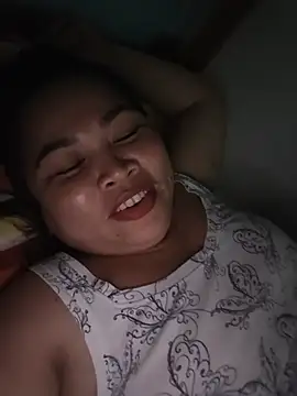 Snapshot of XXLorie_02 chatting on July 26, 2026, 12:56 pm XXLorie 02 online show from July 26, 2026, 12:56 pm