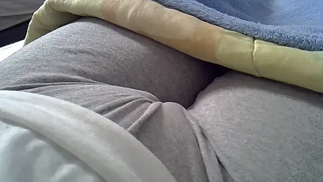 Snapshot of perescam chatting on July 28, 2026, 2:35 pm perescam online show from July 28, 2026, 2:35 pm