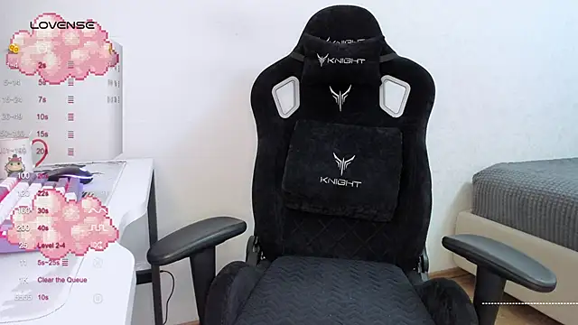 Snapshot of SkyqueenI chatting on March 14, 2025, 9:46 am SkyqueenI online show from March 14, 2025, 9:46 am