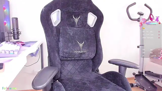 Snapshot of SkyqueenI chatting on September 17, 2025, 8:16 am SkyqueenI online show from September 17, 2025, 8:16 am