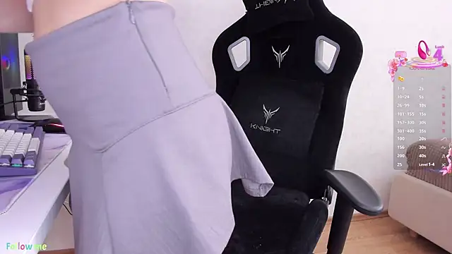 Snapshot of SkyqueenI chatting on September 18, 2025, 7:43 am SkyqueenI online show from September 18, 2025, 7:43 am