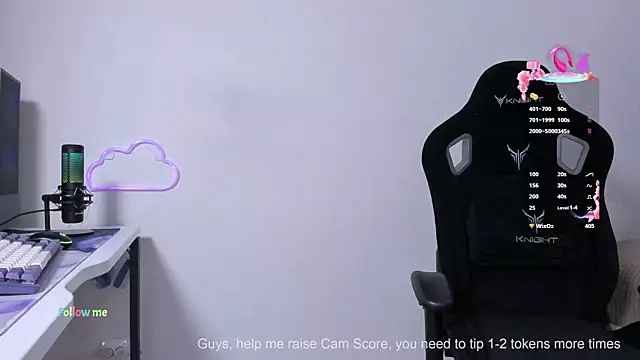 Snapshot of SkyqueenI chatting on October 16, 2025, 8:37 am SkyqueenI online show from October 16, 2025, 8:37 am