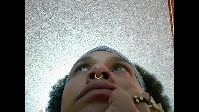 LUNAdeMARTE online show from February 20, 2026, 2:30 am