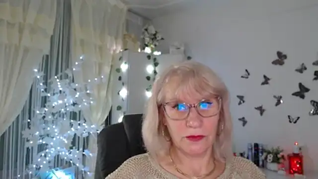 Ghertrude52 online show from December 18, 2025, 5:24 am