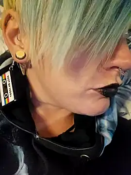 PinkTheHawk online show from January 10, 2025, 10:28 am